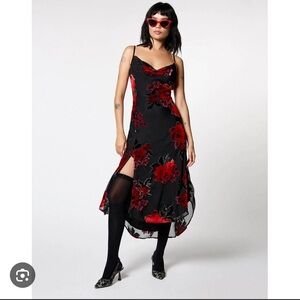 Betsey Johnson Emilia Midi Dress